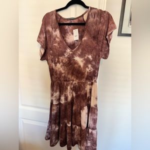 Suzy Shier | V Neck Tie Dye Dress